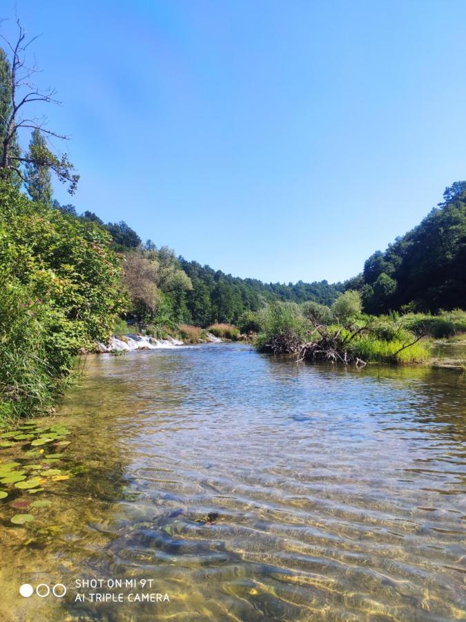 Smaragd River Near Rastoke & Plitvice Lakes Slunj Buitenkant foto
