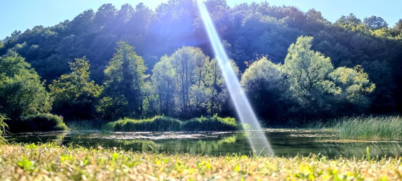 Smaragd River Near Rastoke & Plitvice Lakes Slunj Buitenkant foto